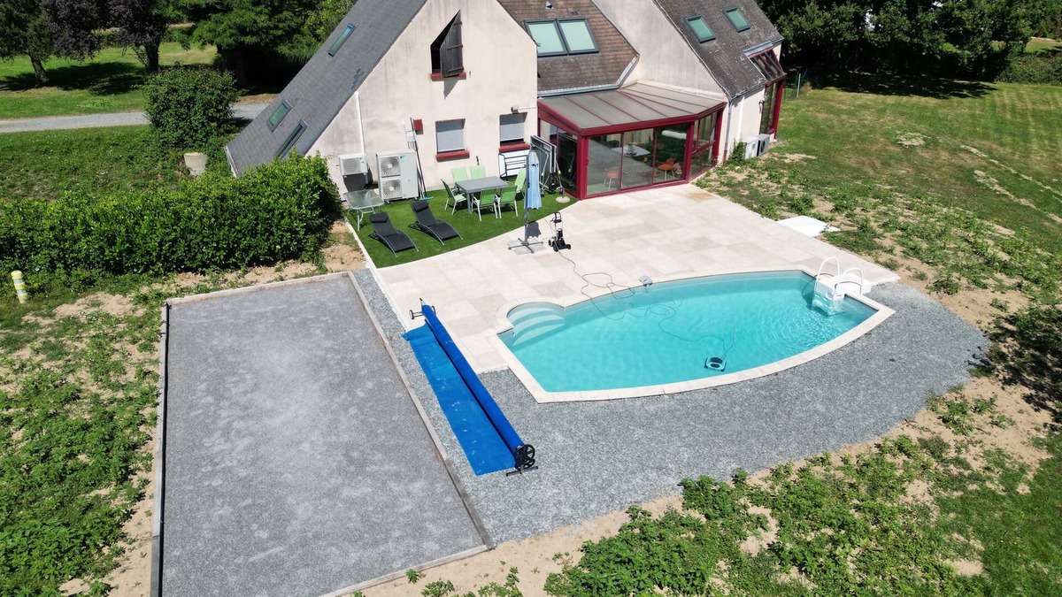 Fours House | Grande Maison à la Campagne aux Portes du Morvan