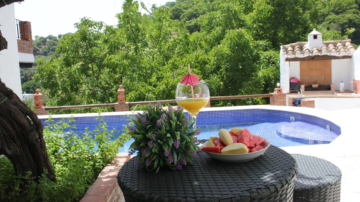 Igualeja Cottage | Grandmother , For the tranquility and enjoyment of nature