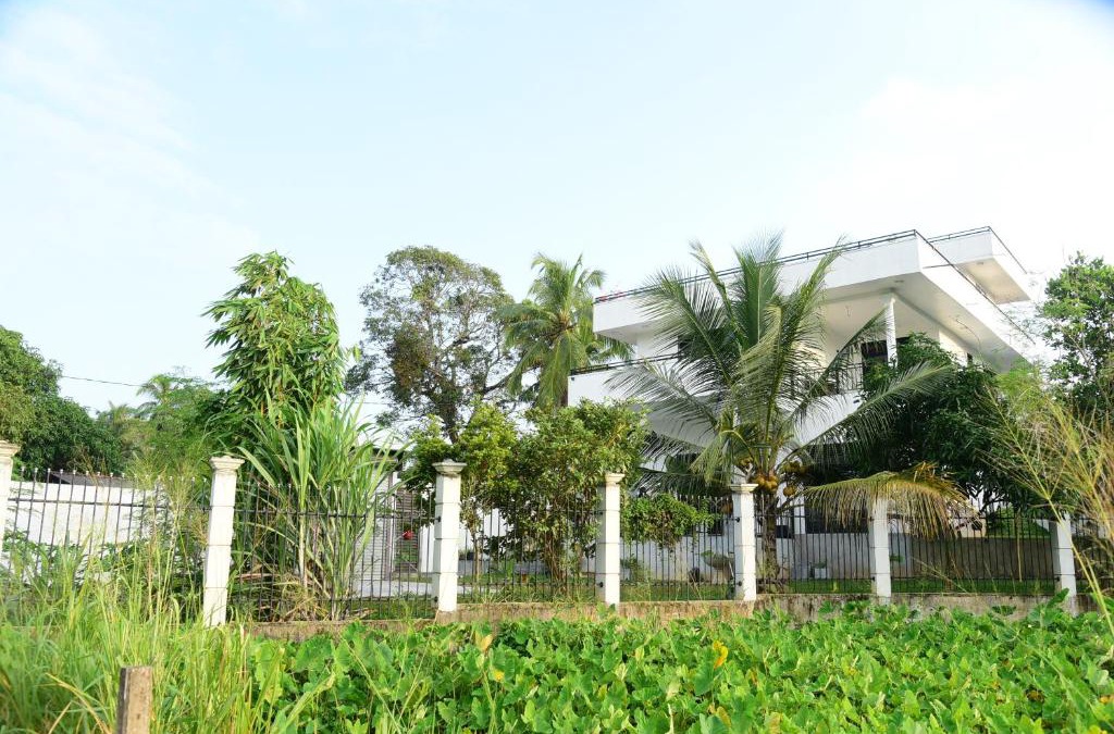 Ambalangoda Apartment | Grandview Lodge Hikkaduwa