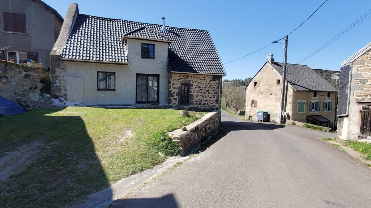 Saint-Nectaire Ski Chalet | GRANGE ATYPIQUE AU COEUR DE LA CAMPAGNE
