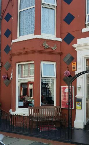 Blackpool Town Center House | Grange House Hotel