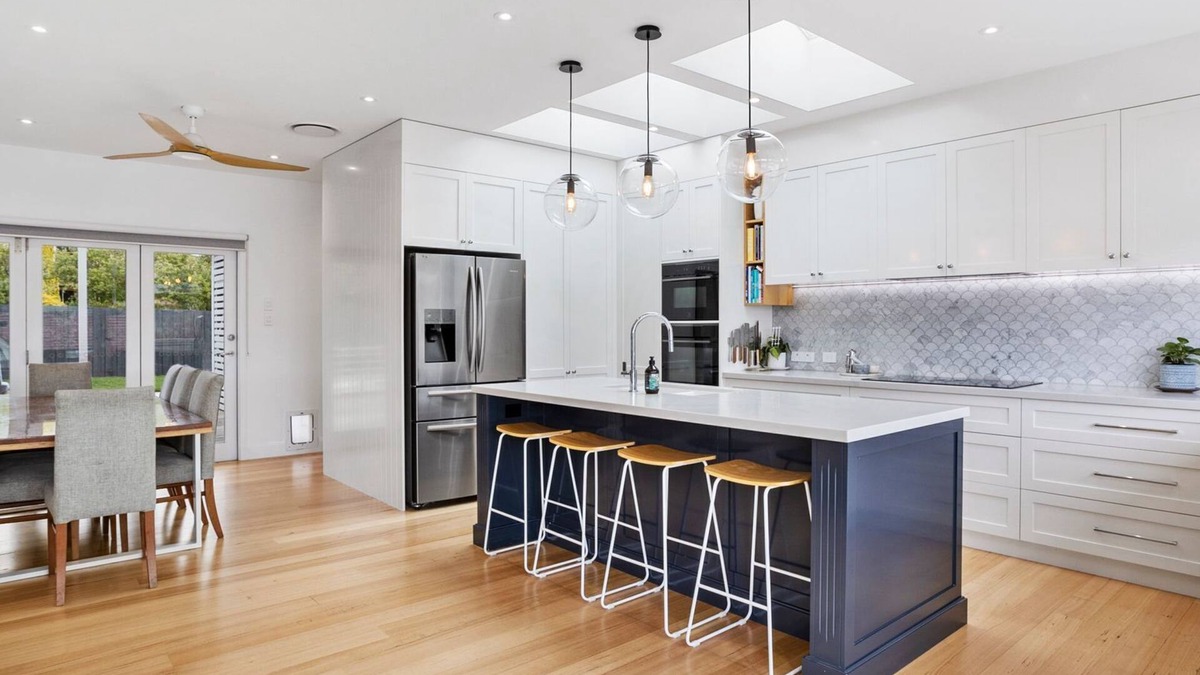 Geilston Bay House | Granville House - Hamptons style