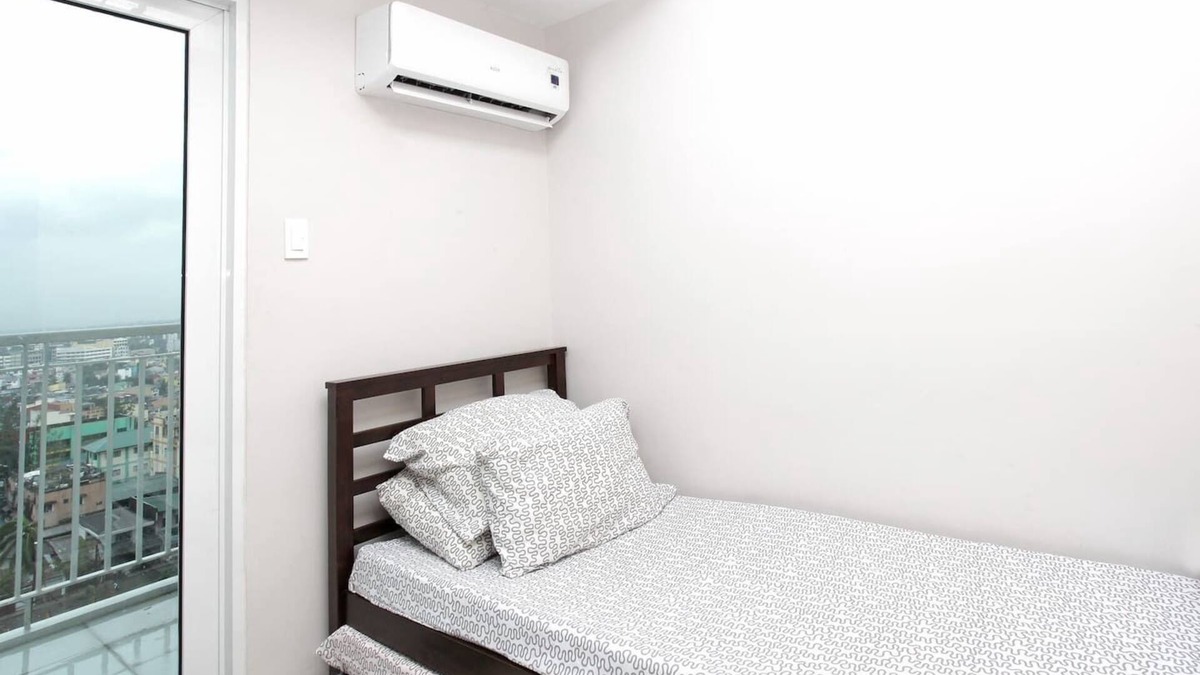Santo Cristo Apartment | Grass Residences - Condo