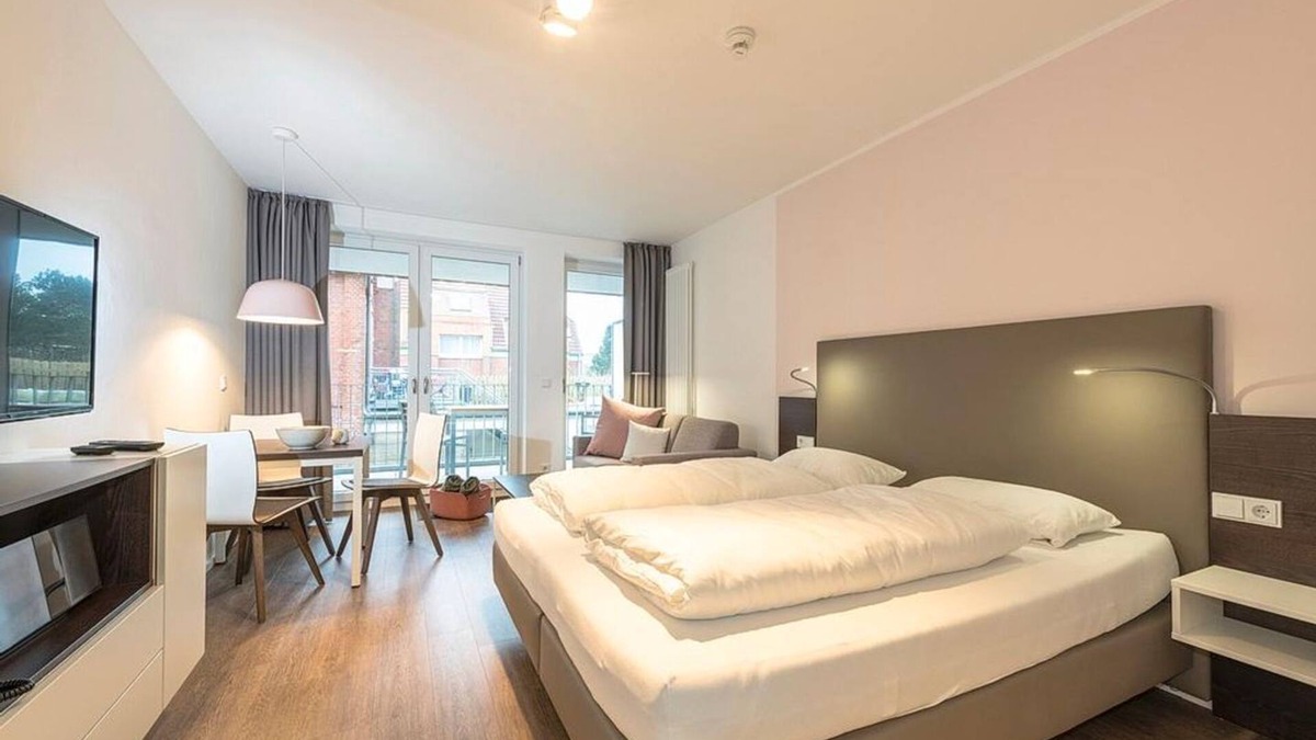 Langeoog Apartment | Great apartment for couples near the beach with sunny loggia & sauna in the house! -
