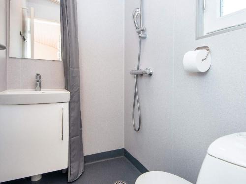 Aabenraa House | Great cabin in camping resort