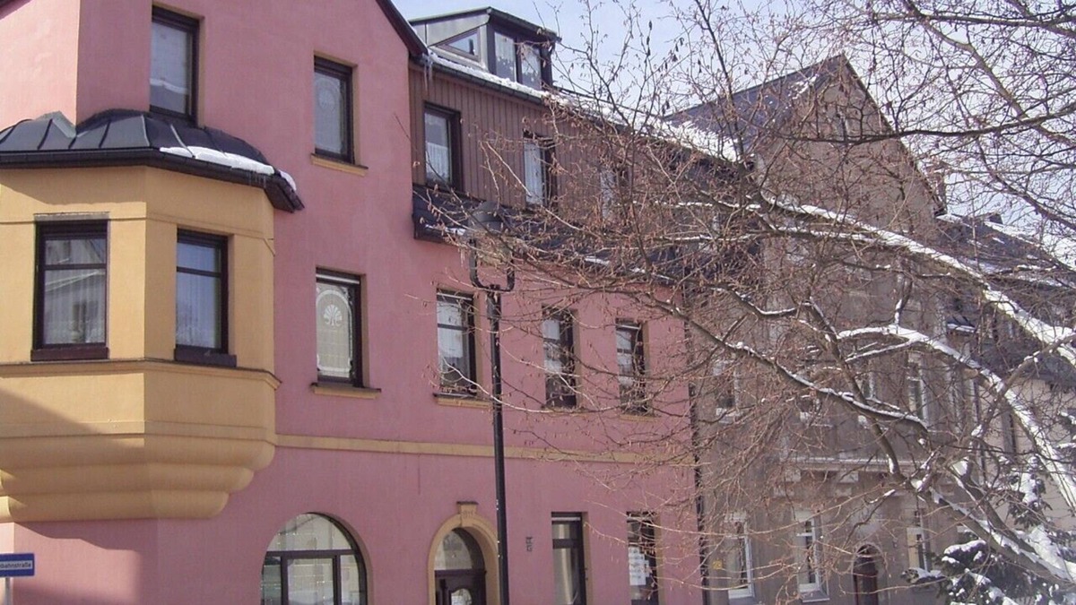 Eibenstock Hotel | Great child-friendly. Apartment, 100m from the ski lift and 5 minutes to the city center