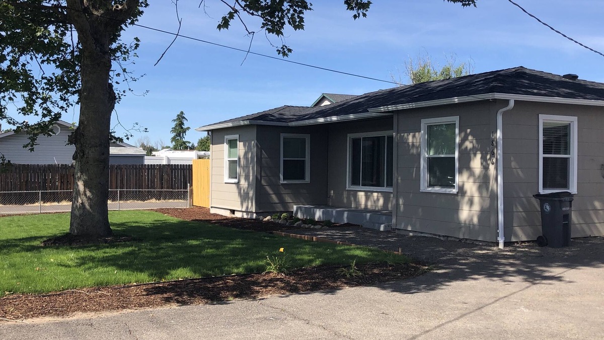 Medford House | Great, clean house in the middle of Medford