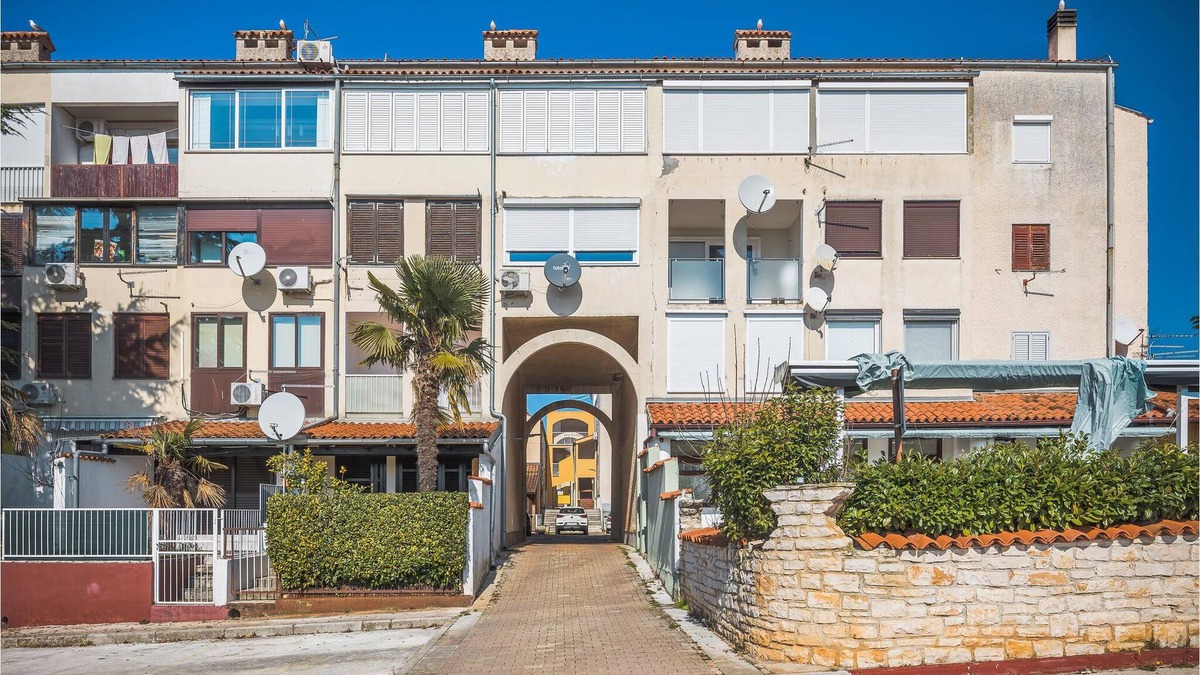 Mareda Apartment | Great compact apartment on the coast of Istria.