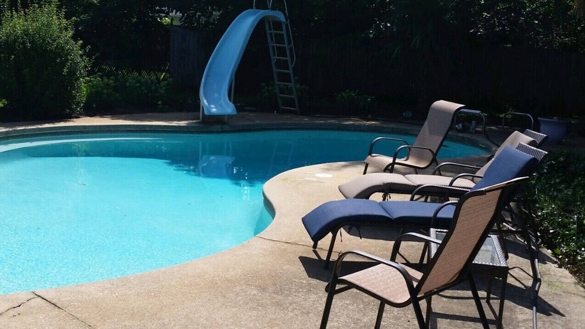 Greer House | Great Eastside Location w/Pool and Screen Porch Retreat