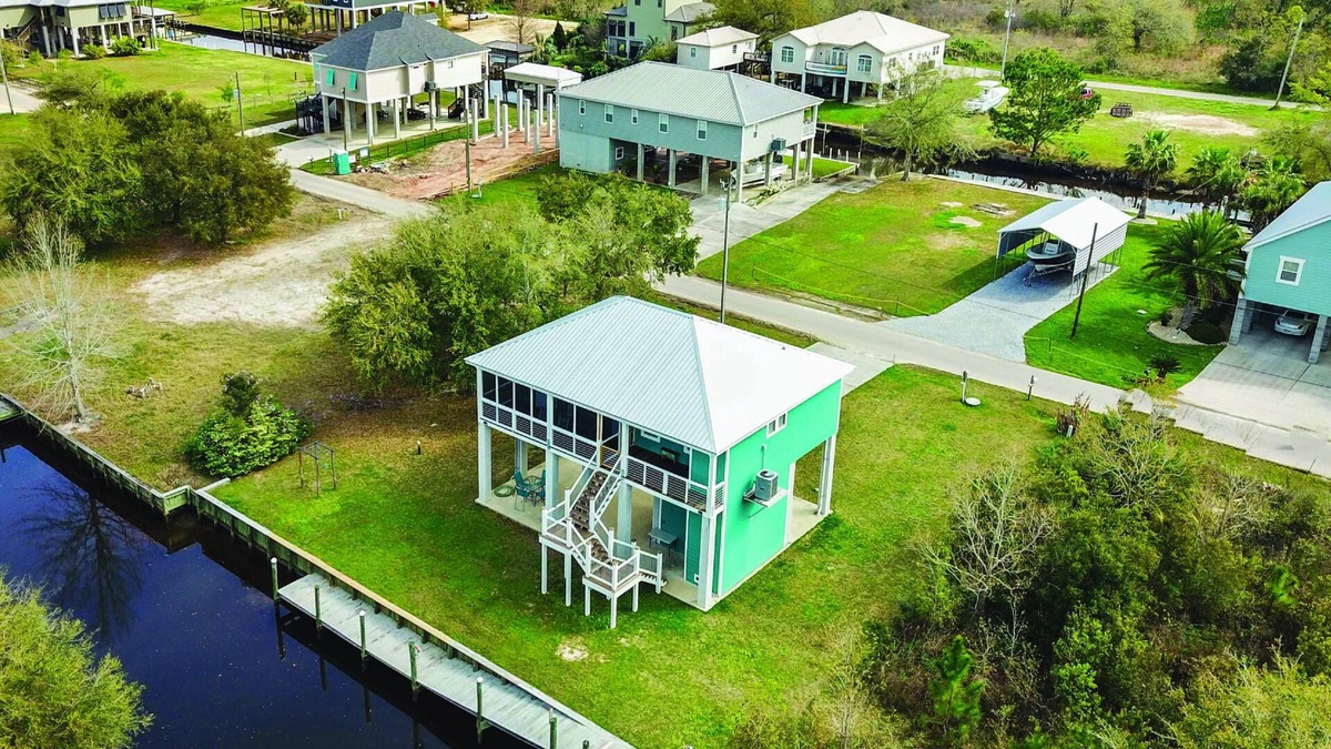 Bay St Louis House | Great Escape -2 Br 2Ba Waterfront Bay St Louis MS