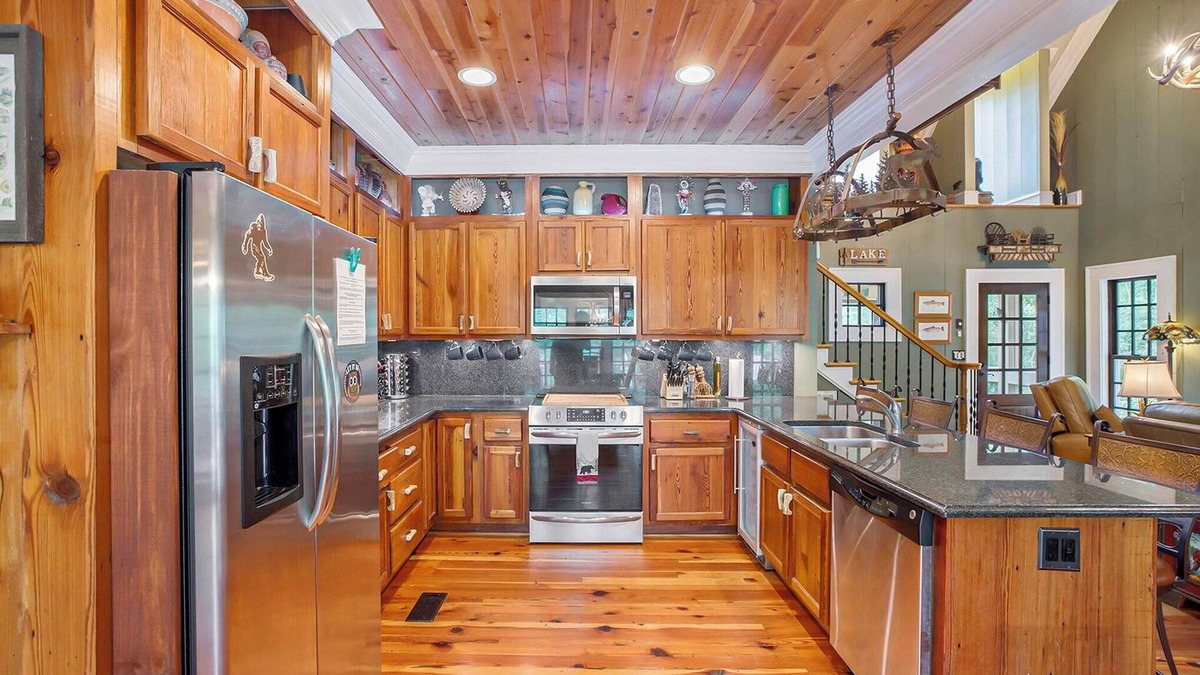 Mentone House | Great family Escape on the Lake