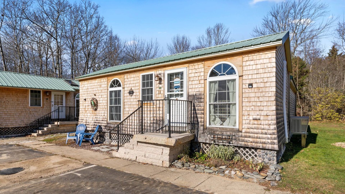 Kennebunk Cottage | Great Family Rates in Kennebunk! Sandy Bottoms