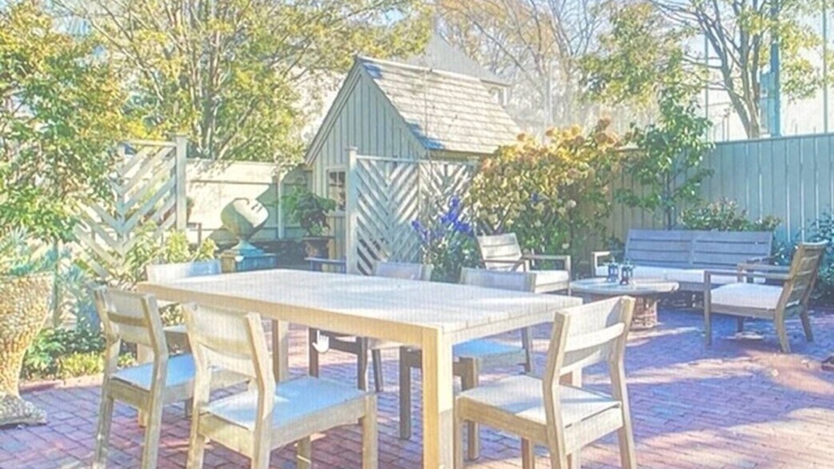 Newport House | Great house in awesome location - walk to downtown