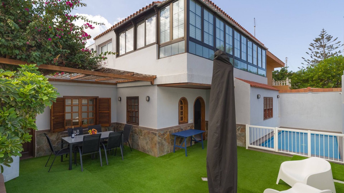 San Agustin Ski Chalet | Great house with Pool S.Agustín By CanariasGetaway