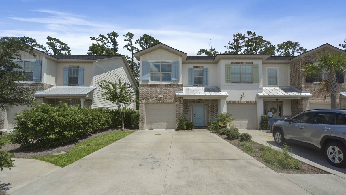 Epworth Acres Condo | Great location. Easy off the island. 2 miles to beaches & pier/village area.