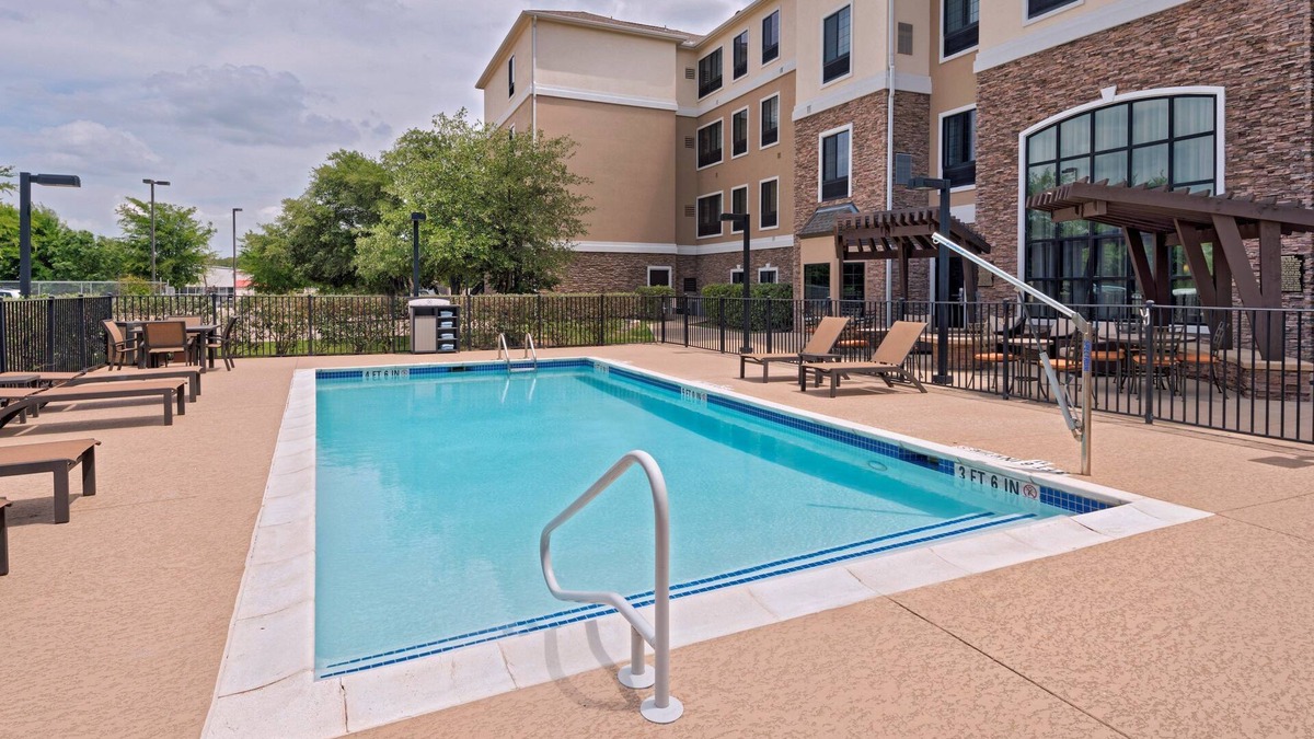 McNeil Apartment | Great location! Air-Conditioned Studio with Outdoor Pool Access, Free Breakfast + More!