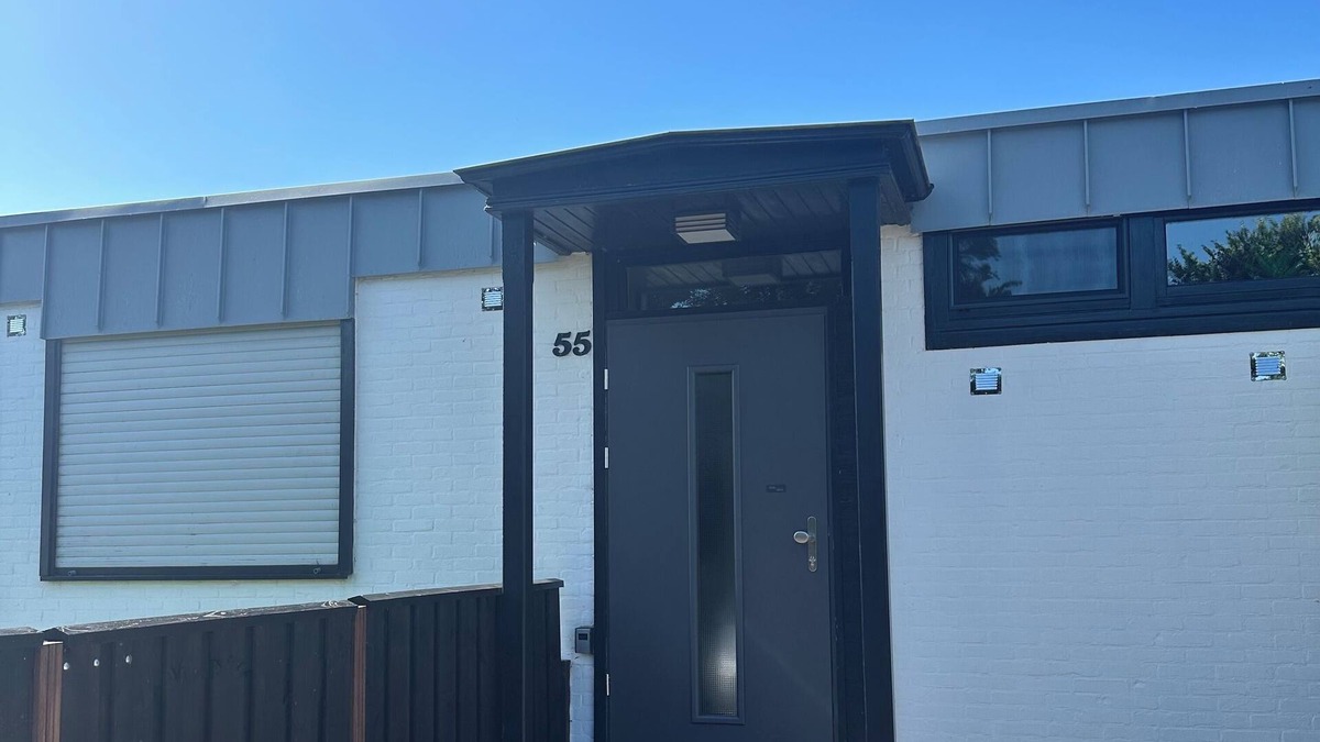 Lemmer House | Great location! Beach and dyke in the immediate vicinity!