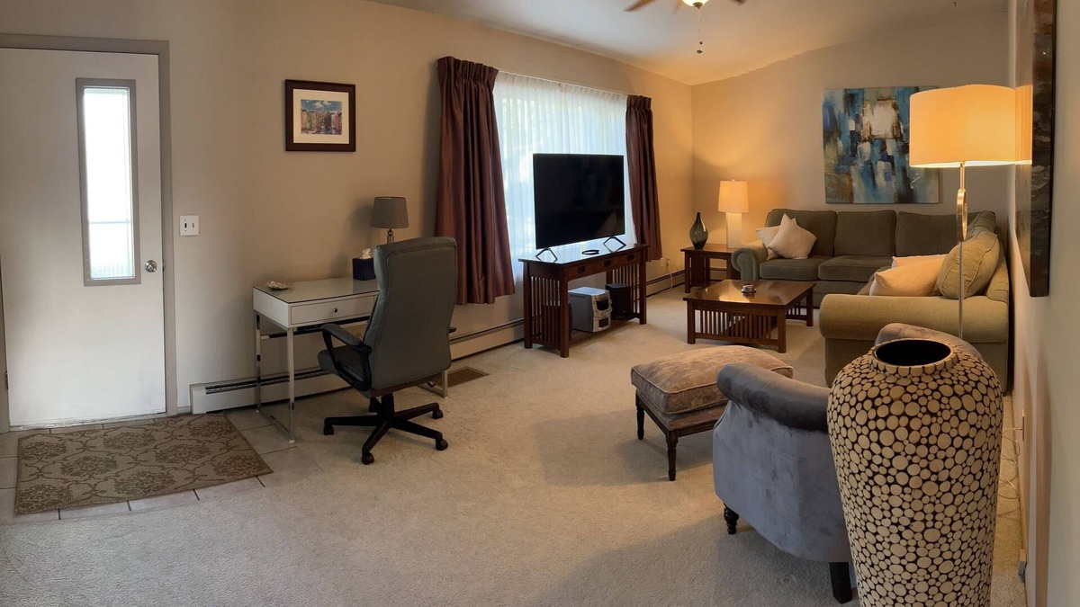 Riverton House | Great Location for your Riverton Stay
