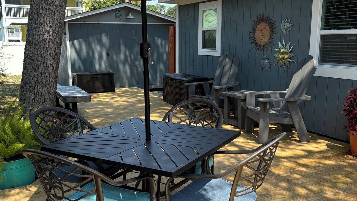 Tranquil Harbour House | Great location! Fully fenced in yard and expansive deck. Come and relax!