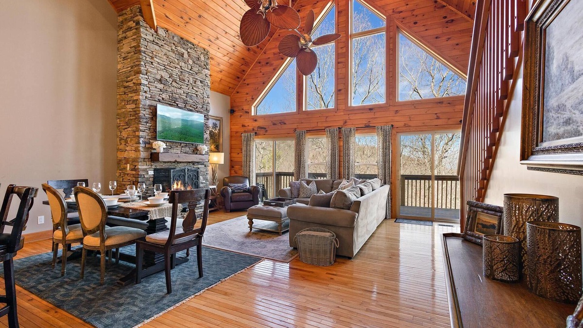 Beech Mountain House | Great Location, Spacious Custom Built, Club Member, Walk To Resort