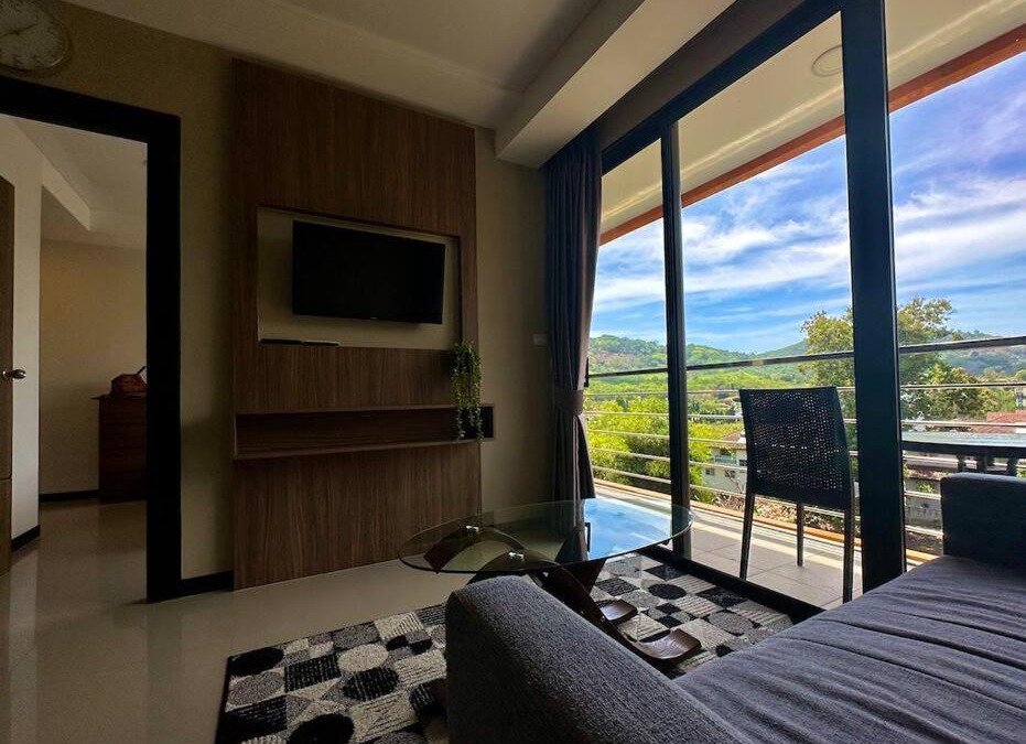 Nai Harn Apartment | Great mountain view apartment, Pearl 504