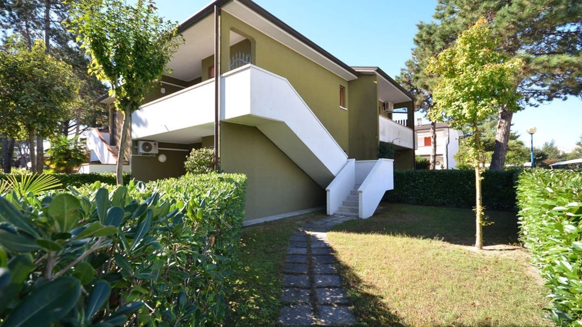 Bibione Apartment | Great pit stop in Bibione in a residence with pool by Beahost Rentals