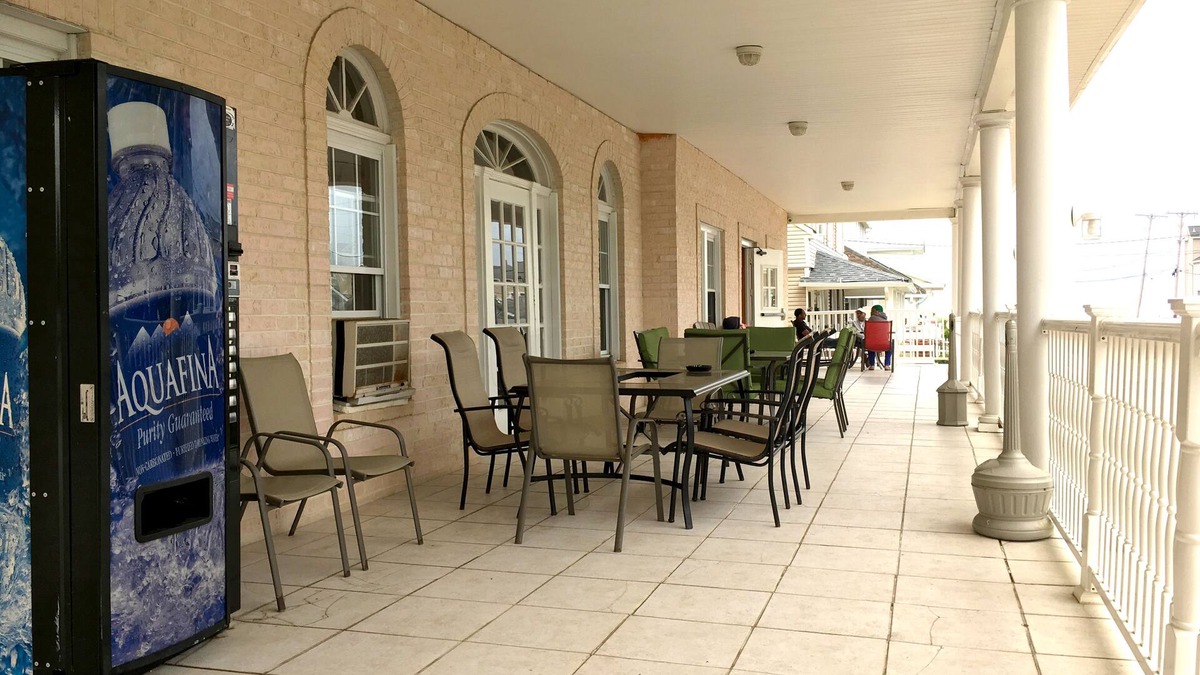 Wall Hotel | Great Place right on the beach!