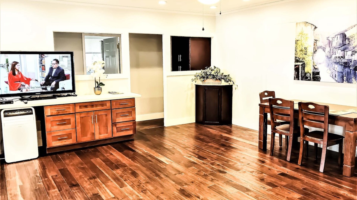 Waimanalo House | Great Price! 1000sf Gated New House Steps from Waimanalo Beach
