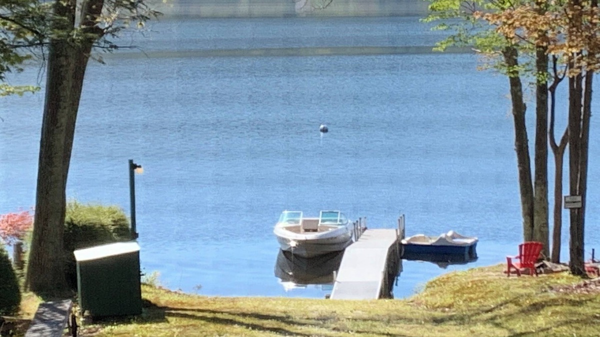 Northville House | Great Sacandaga Lake - scenic lake front retreat