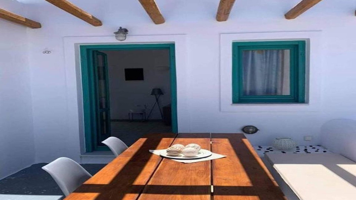 Imerovigli Villa | Great Santorini Villa | Villa Ammos | Air Conditioning | 2 Bedrooms | Thira