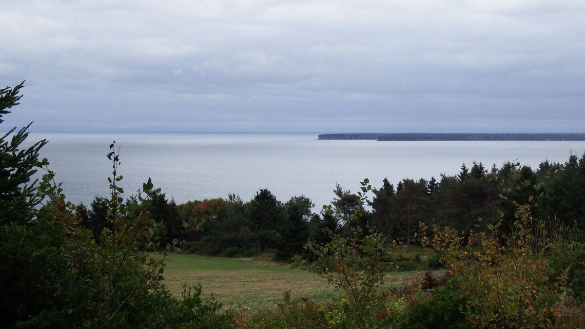Cumberland House | great sea view on beautiful Cumberland coastal route,