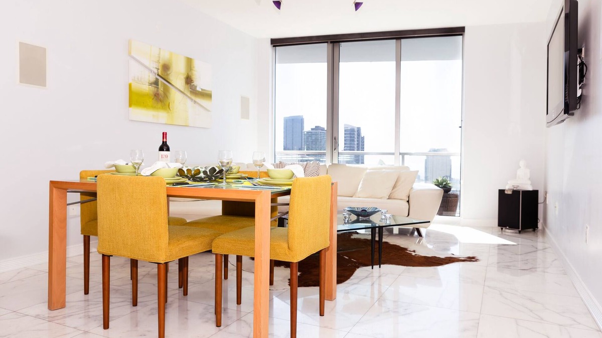 Downtown Miami Condo | Great Value! All Inclusive Monthly Rental-On the Water! Residential Building.