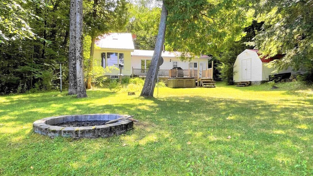North Kawartha House | Great Value! Lasswade Lake Cottage Rental