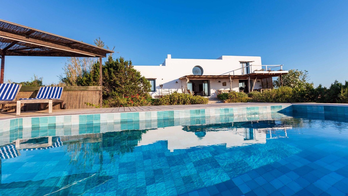 Formentera Villa | GREAT VILLA WITH SEA VIEWS AND IS VEDRÁ FROM THE PRIVATE POOL