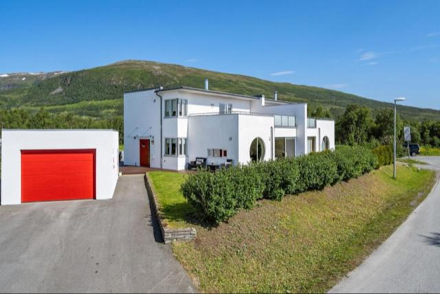 Tromso Villa | Great villa with amazing view