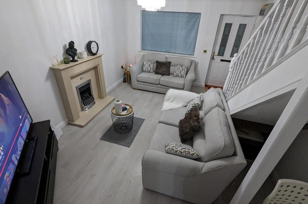 Walsall Apartment | Greatmindz's home away from home