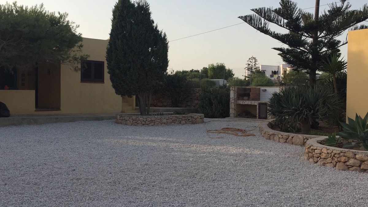 Lampedusa Villa | Grecale's Villa Amarilla