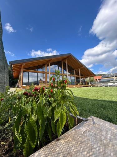 Lorica House | Green Baita