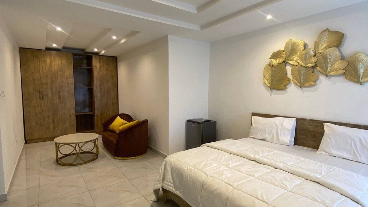 Ofin Hotel | Green Court Apartments and Suites Lekki