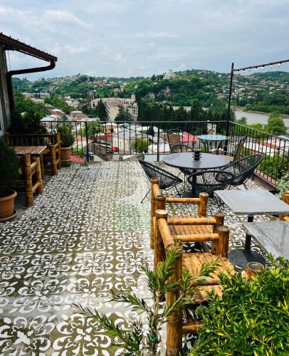 Kutaisi House | Green Flower Boutique Hotel and Winery