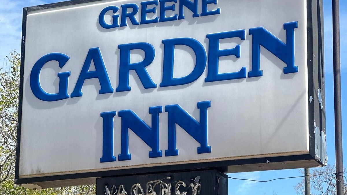 Greensboro Hotel | Green Garden Inn