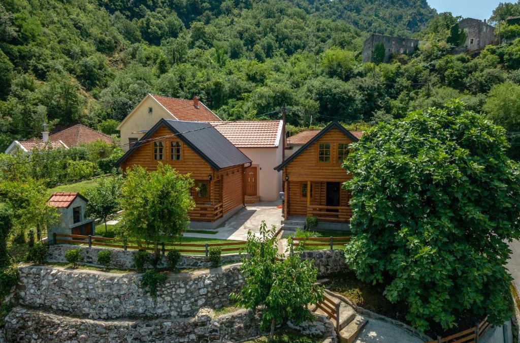 Karuc Ski Chalet | Green Hill