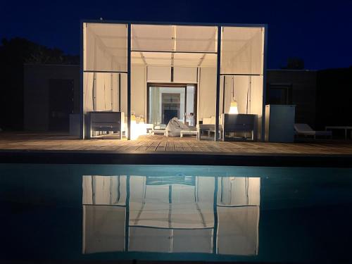 Ustica Villa | Green House