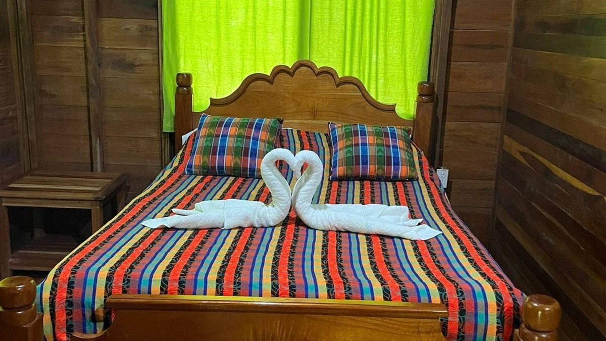 San Ignacio Cabin | Green Jay Cabin 2