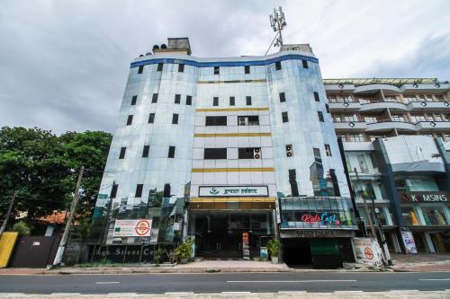 Wellawatta North Hotel | Green Palace Colombo