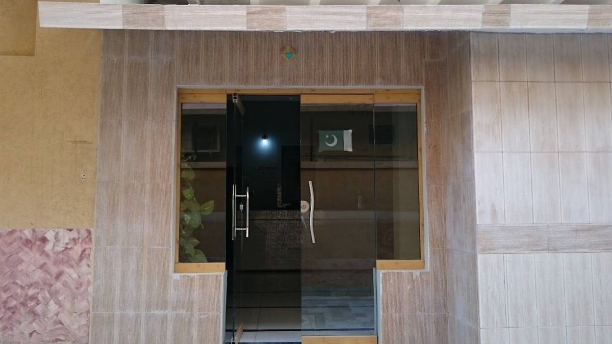Sukkur Hotel | Green Palace Guest House