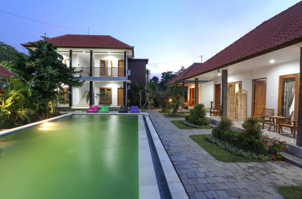 Kemenuh House | Green Papaya House