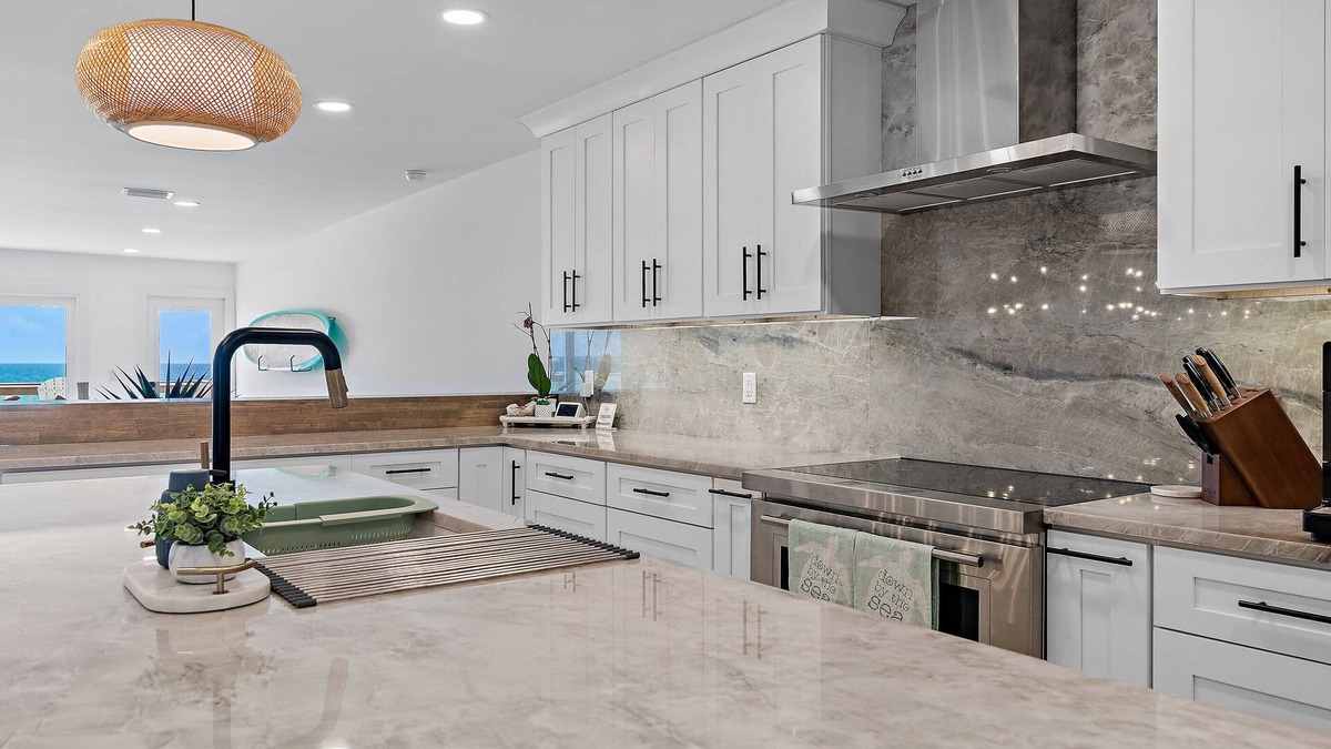 Fort Walton Beach - Destin House | Green Reef 2 | Luxury | Private Beach | Movie Room | Beach Gear | Fully Stocked