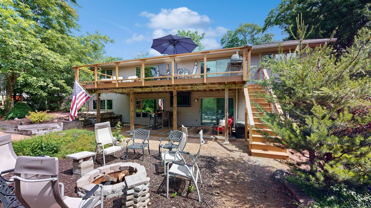 Rome House | Green side smart home with golf, beach/lake access, off-site dock & EV charger