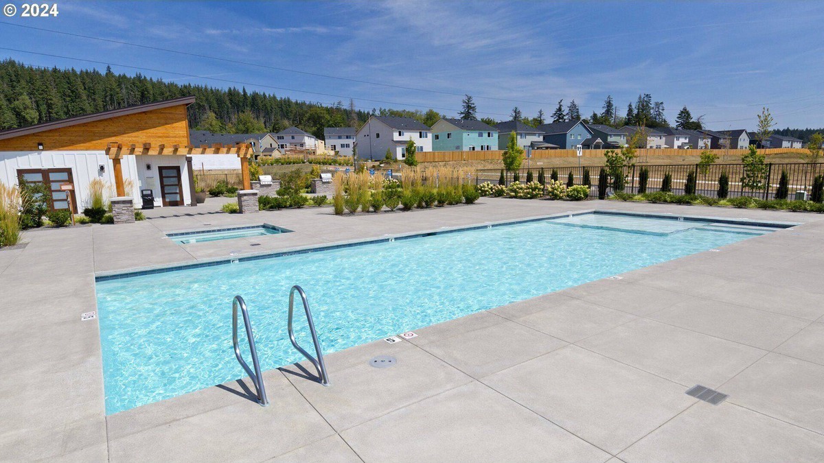 Carver House | Greenbelt Camas Retreat with Pool, Spa & Office